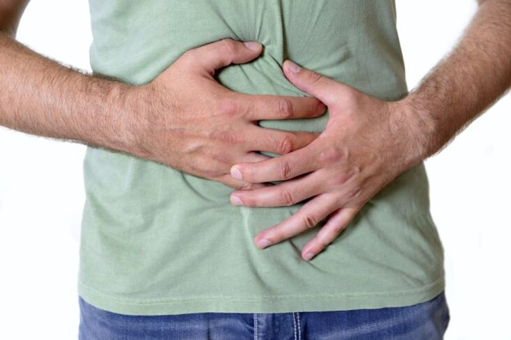 Durere și balonare - simptome ale prezenței viermilor în intestine