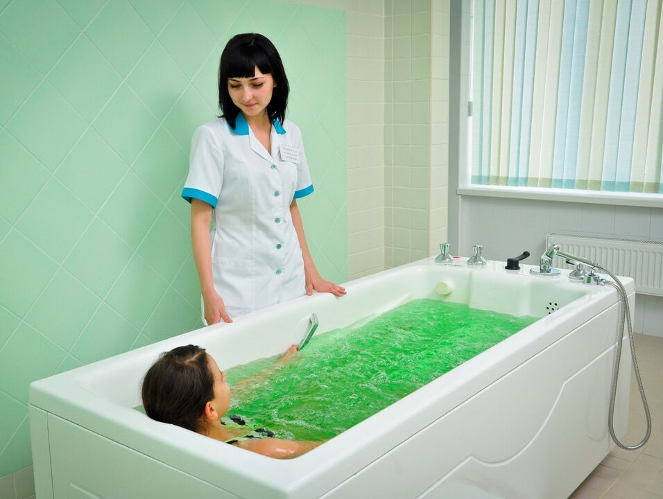 O baie cu ierburi medicinale vă va ajuta să scăpați de viermi